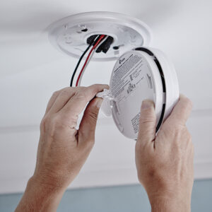 how to install a smoke detector step 3